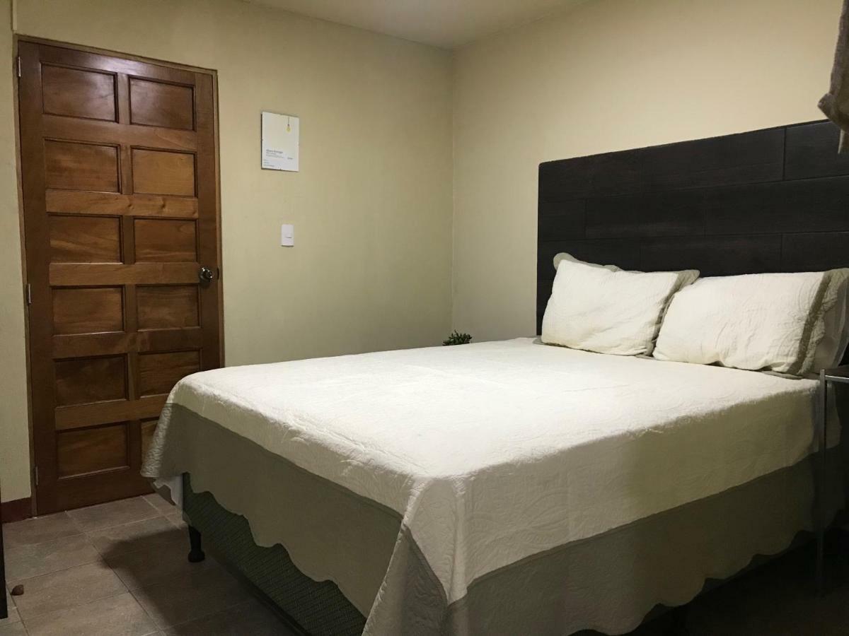 Casa Irma Hotel Guatemala City Екстериор снимка
